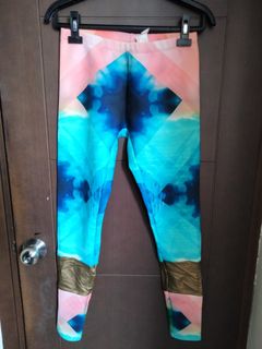 (Kategori: ) berada di . Dikirim oleh cheapbrandedjakarta (ID iklan 1321159327, Gambar 1). Deskripsi: .