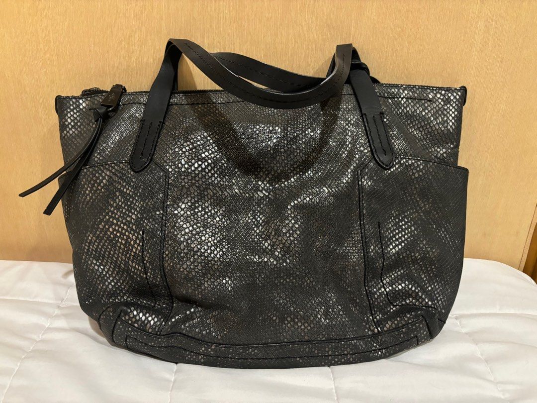 Cole haan harlow tote shop