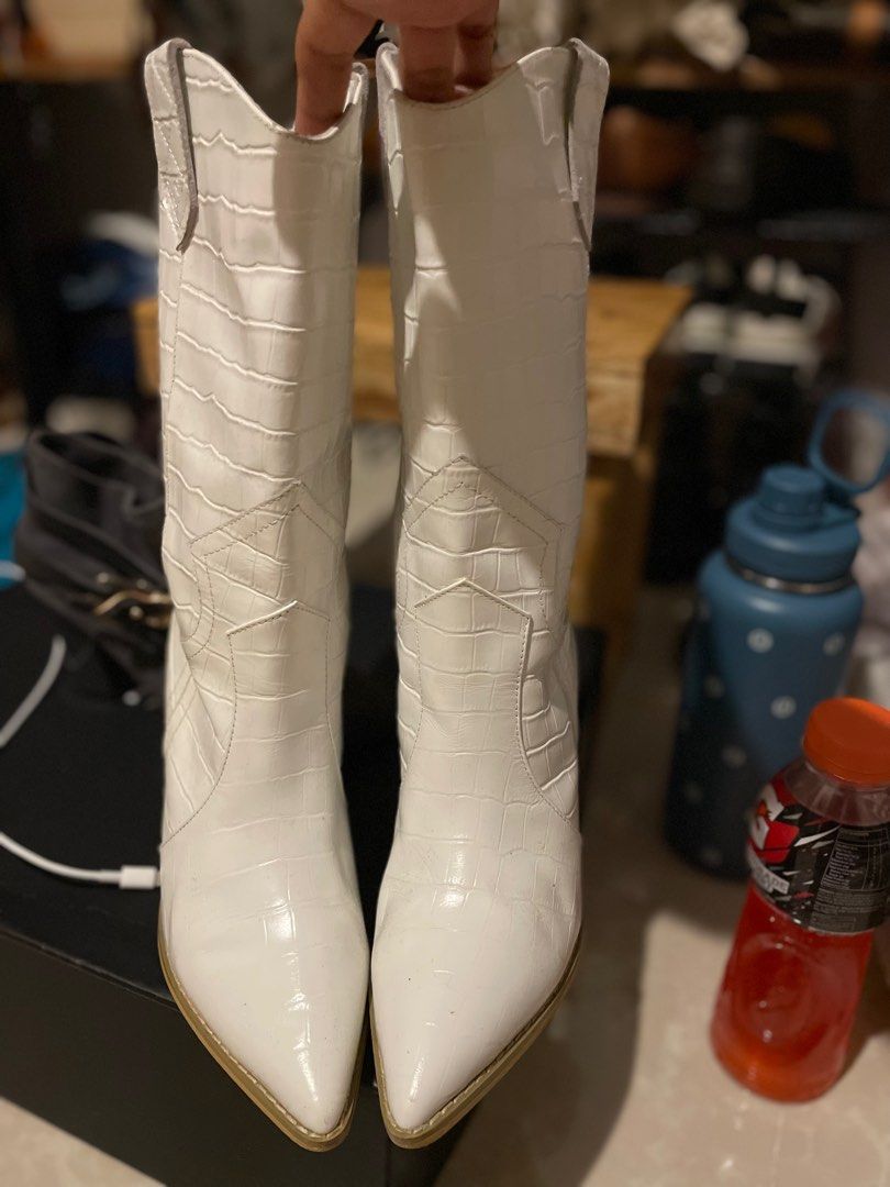 Fendi cowboy white boots Women s Fashion Footwear Boots on Carousell