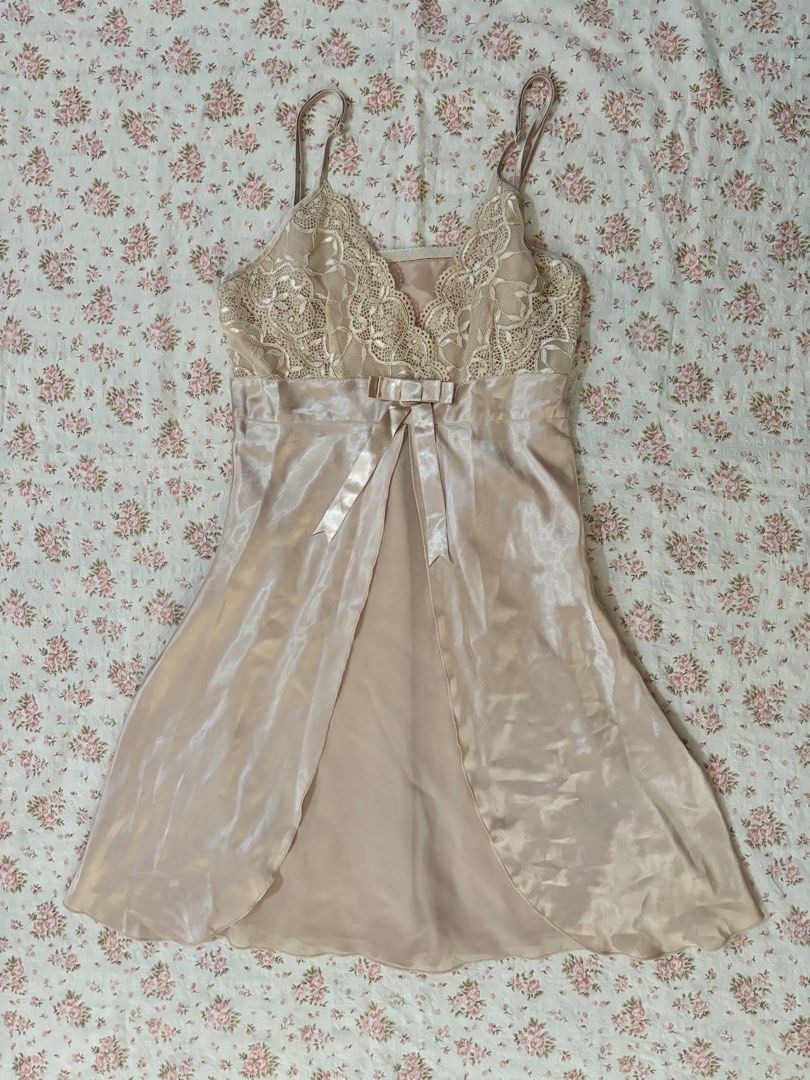 Gold satin lace slip (Category: Undergarments & Loungewear) located in Las Pinas. Submitted by squirrelsells (Listing ID 1321160268, Image 1). Description: .