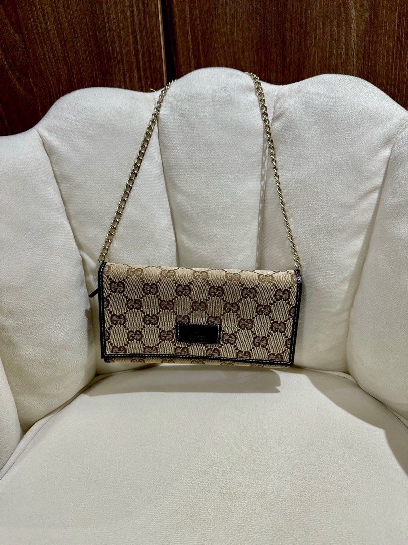 Gucci kili wallet bag (Category: Luxury Bags & Wallets) located in Rizal. Submitted by caintarizal2024 (Listing ID 1321282181, Image 2). Description: Gucci kili bag wallet Bought in Osaka Japan Issue check photos.