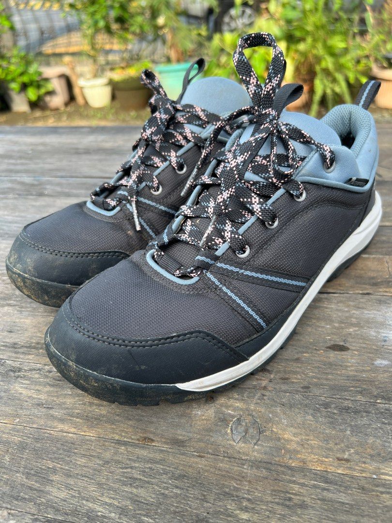 Hiking shoes (Category: Hiking & Camping) located in Paranaque City. Submitted by arleneson28 (Listing ID 1321134232, Image 1). Description: Quenchua from Decathlon women hiking/trekking shoes. Size 9 US still in mint condition. Bought this last January 2024 just for our Mt Pulag hike, used only once. Bought at 2800p Pick up only Muntinlupa City .