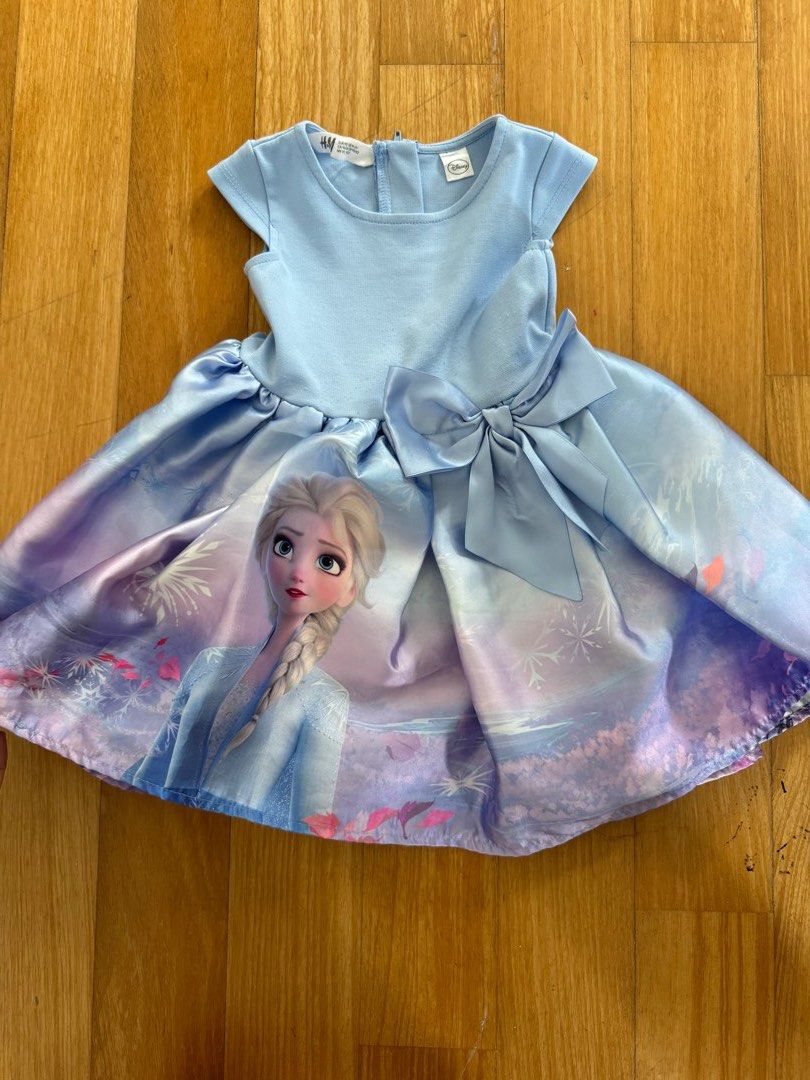 H and m frozen dress store