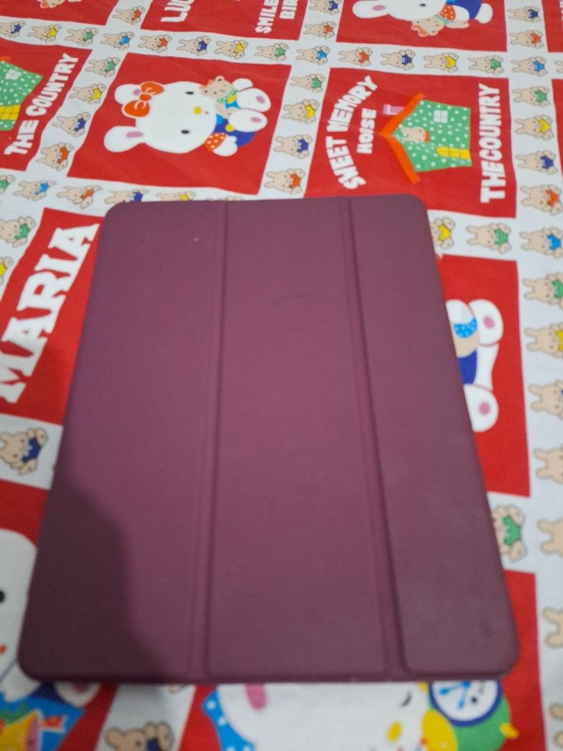 Ipad 5th gen 32 GB (Category: iPad) located in Manila. Submitted by shopamanila (Listing ID 1321206943, Image 2). Description: ipad 6th gen rsf: bought new one.