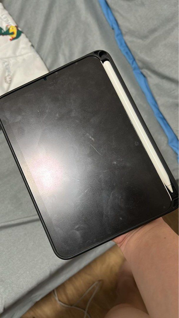 iPad Mini with Apple Pencil and Airpods Pro (Category: iPad) located in Quezon City. Submitted by gem620 (Listing ID 1321238979, Image 2). Description: IPAD MINI 6TH GEN WITH APPLE PENCIL • Bought 2021 for BAR Review purposes only • Original Apple pen • Original type C charger included; no brick • NO issues • NO dents/scratches • Check/test all you want upon meet up • Pls. refer to Apple’s website for specs and features WITH FREE AIRPODS PRO JAPA