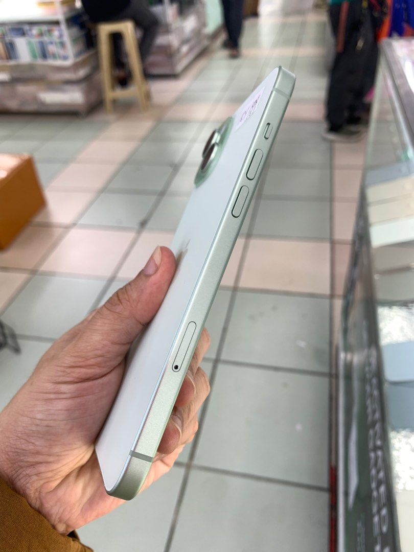 iPhone 15 plus (128gb) Smartlock (Category: iPhone 15 Series) located in Manila. Submitted by arzillah (Listing ID 1321228607, Image 2). Description: iPhone 15 Plus 128gb Smartlock Ntc approve 100% bh 17 cycle count Apple warranty (July 2025) Slightly use Makinis No issue All working Open for COD/COP + SF Manila area ( sameday delivery) Province area ( via LBC) required DP to avoid cancellations Physical store: Greenhills Shopping Center, 2ndfloo
