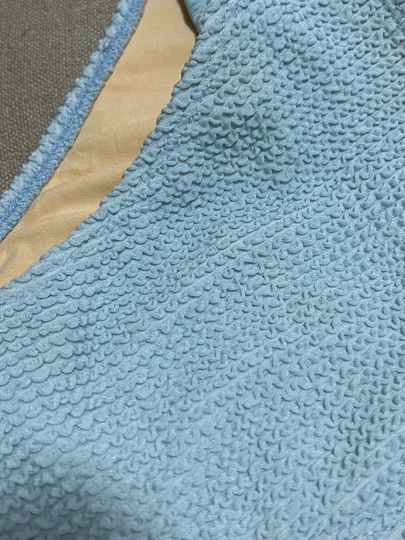 LF: Eighth Mermaid Top in Crinkle Blue (Category: Bikinis & Swimsuits) located in Quezon City. Submitted by leighdeclutters (Listing ID 1321303111, Image 1). Description: Hi! Looking for an Eighth Mermaid top (XS or S) to match with these bottoms. It’s like a sky blue crinkle fabric. Initially bought these to match with another EM top, but turns out the blues are different. 🥲.