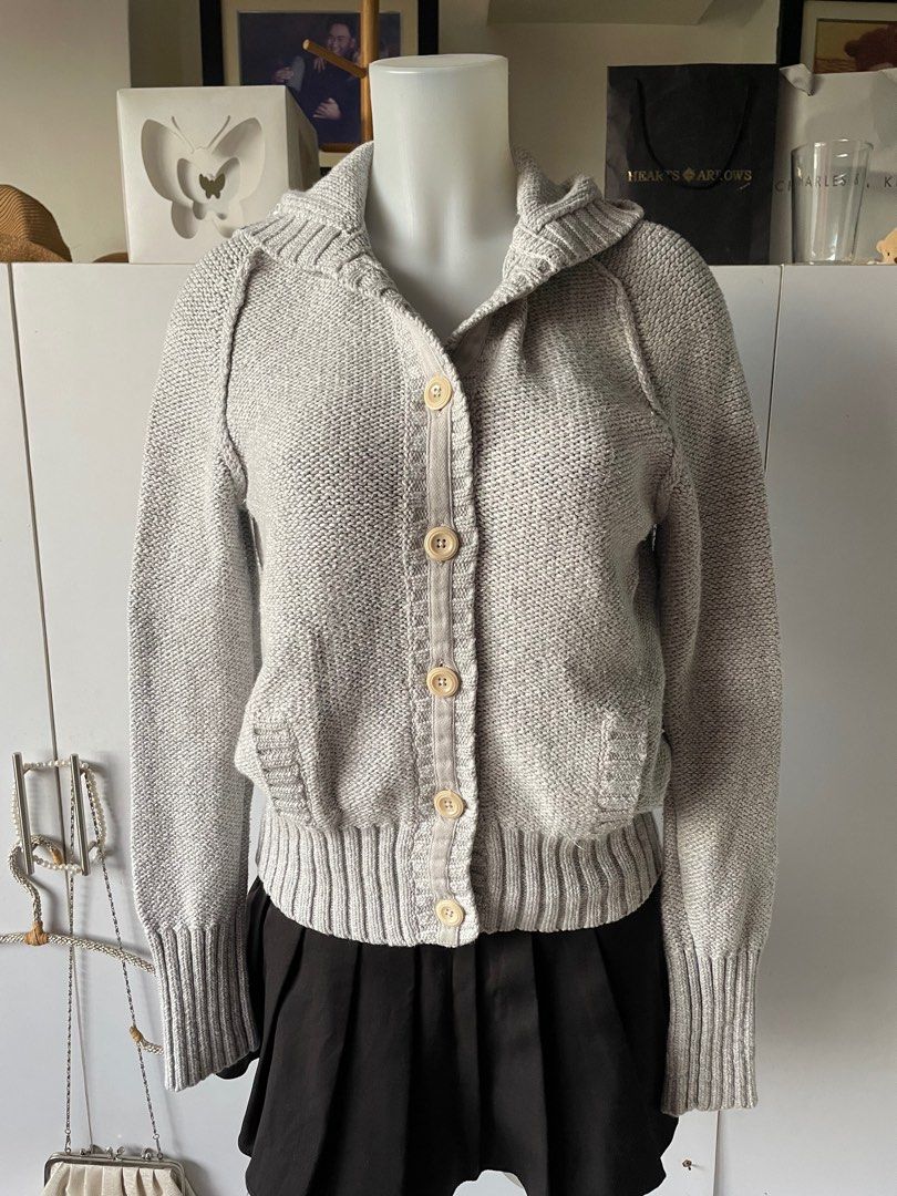 Thick gray cardigan hotsell