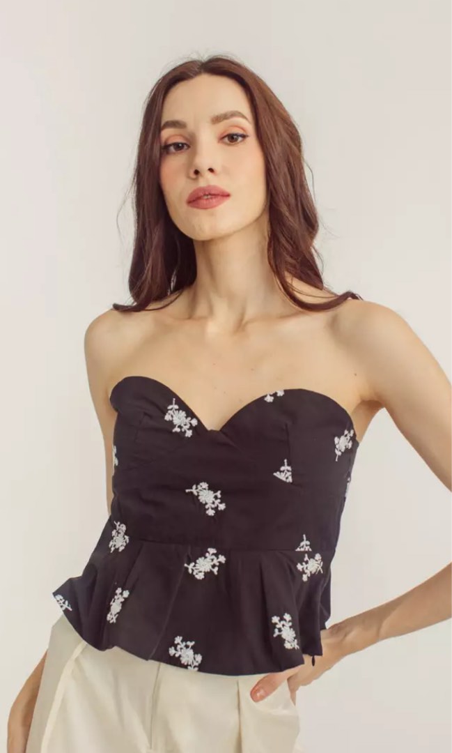 Cream Peplum Tube Top And Shorts