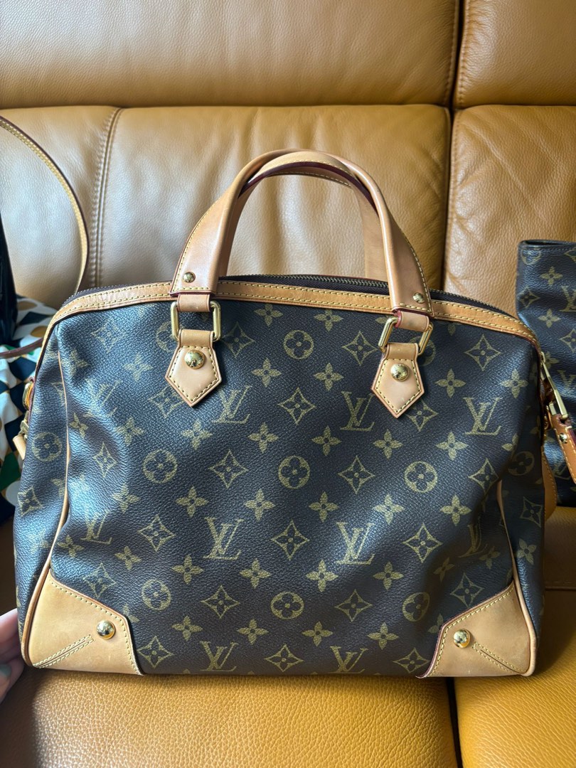 LV Shoulder Bag Luxury Bags Wallets on Carousell