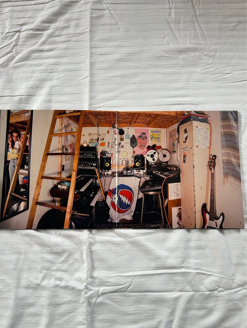 Salad Days by Mac Demarco LP Vinyl Record (Category: Vinyls) located in Muntinlupa City. Submitted by bubbuys (Listing ID 1321263533, Image 3). Description: Bought this in the US, still like brand new. All inclusions are in the photos. Beautiful record. .