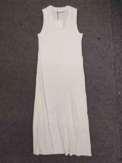 （分類：）位於 。 由 anonymous.user 提交（商品編號 1321289549，圖片 1）。簡介： 。