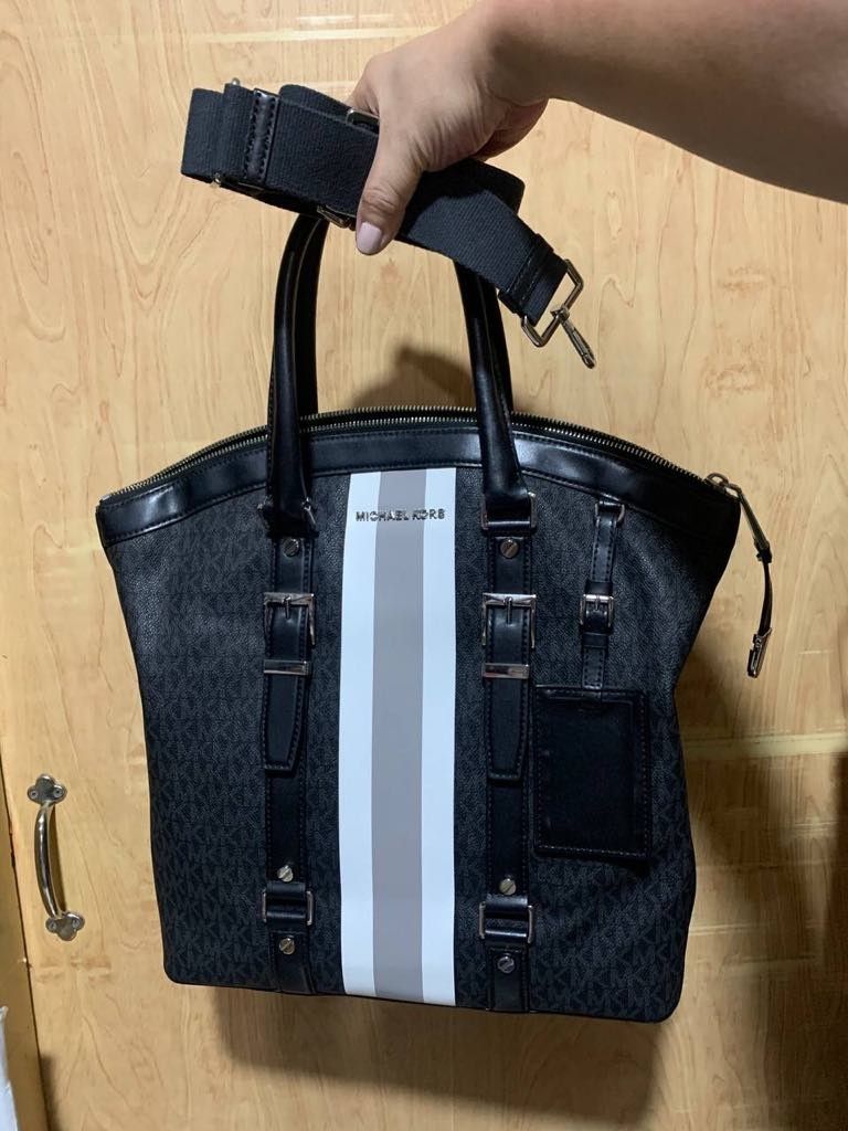 Michael Kors Bedford Travel Large Logo Stripe Dome Tote Bag Women s Fashion Bags Wallets Tote Bags on Carousell