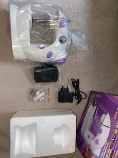 Mini sewing machine