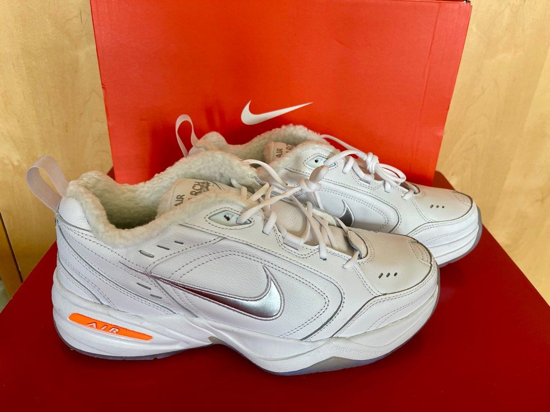 Monarch nike air discount