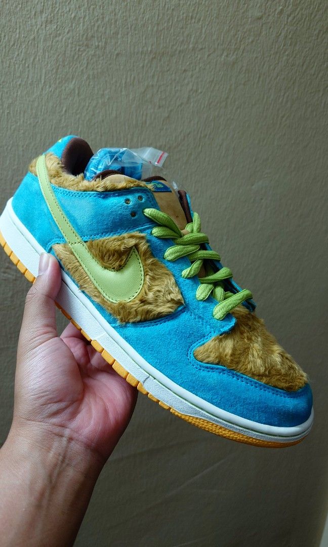 Nike SB Dunk Baby Bear Men s Fashion Footwear Sneakers on Carousell