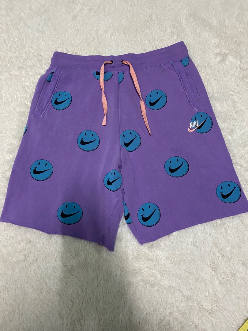 Nike smiley face shorts best sale