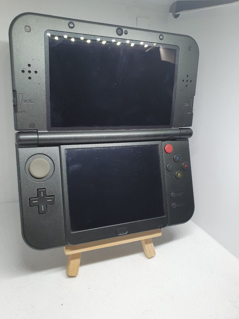 Selling Black New Nintendo 3DS XL (Category: Nintendo) located in Quezon City. Submitted by itemsforadoption (Listing ID 1321248024, Image 3). Description: Rfs: Its 2024! Happy New Year! Hoping you have a good year ahead of you! If you have questions feel free to send a message. Though I'll most likely be able to reply from 10am to 8pm. Please be patient and understanding. Decluttering games and items that I've picked up or for friends and family