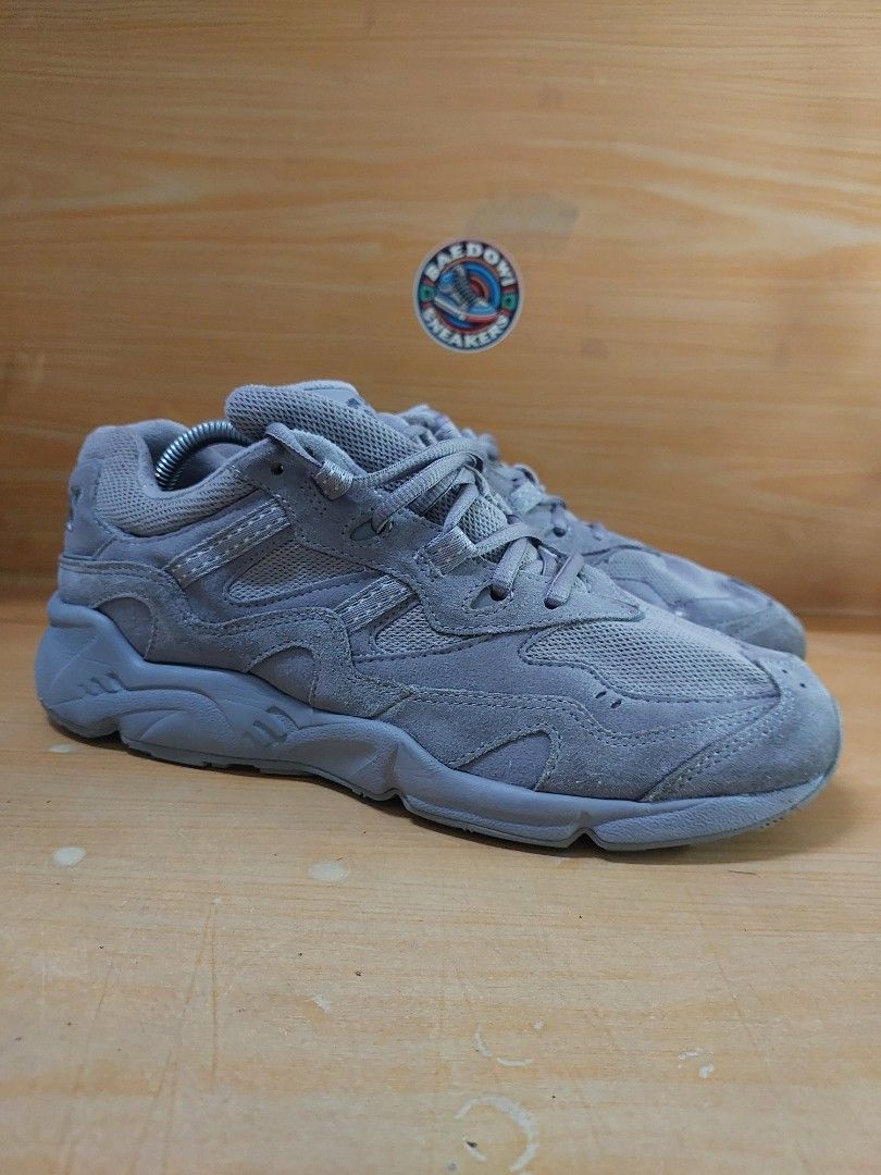 Sepatu Second Original New balance 850 grey size 43