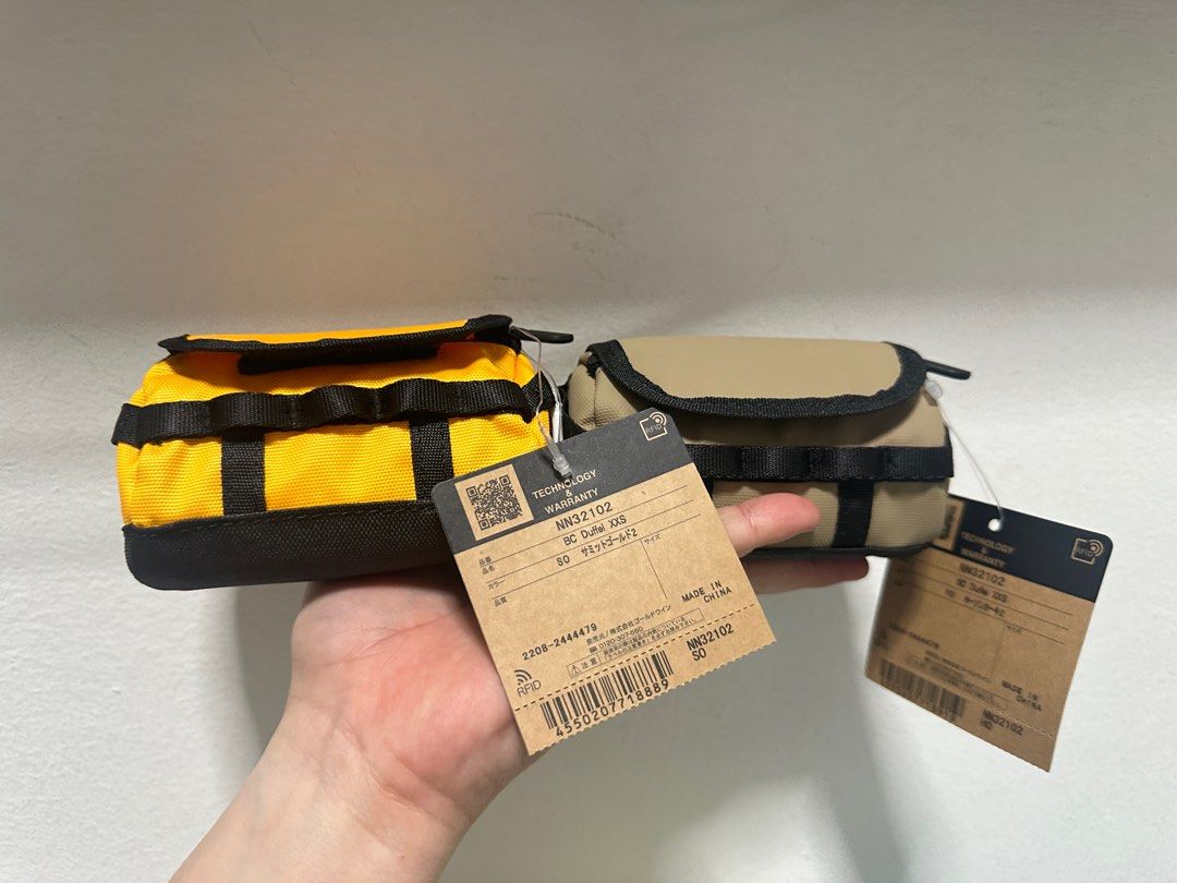 THE NORTH FACE Key Chain, Men's Fashion, Watches & Accessories
