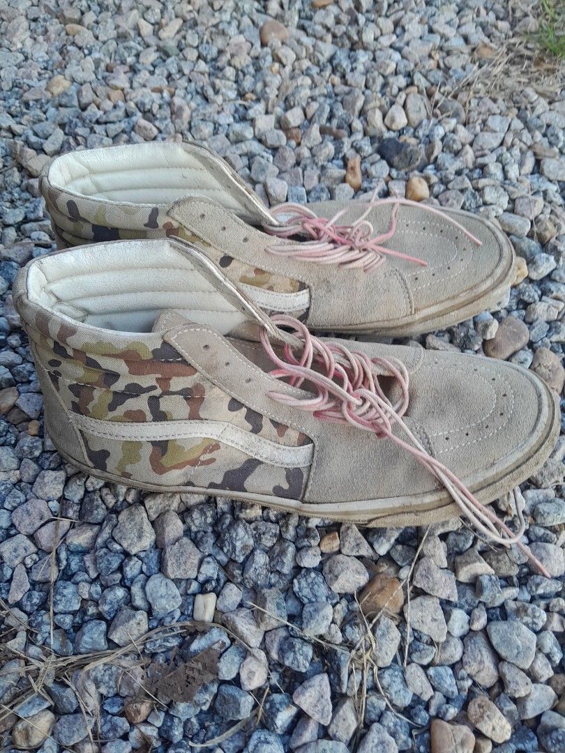 VANS CAMO HIGH CUT BEIGE SKATE8 Men s Fashion Footwear Sneakers on Carousell
