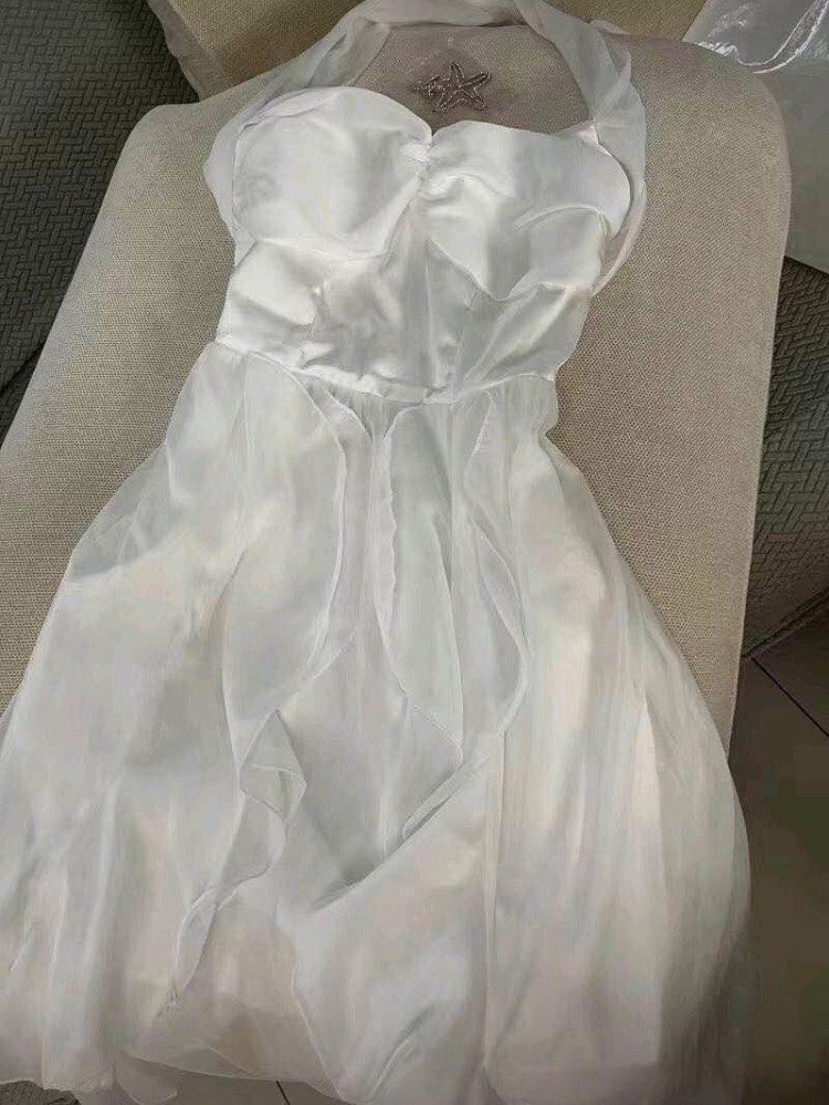 White fairy dress (Category: Dresses) located in Bacoor. Submitted by egally (Listing ID 1321138688, Image 3). Description: LARGE size WW pic already posted What u see is what u get RFS- wont use it anymore, supposedly for concept shoot but cancelled To order please send the Order Form (to see in last slide picture) 📍Talaba 7, Bacoor Cavite 📦 Shipping via J&T or Lalamove 💸Payment via Gcash.