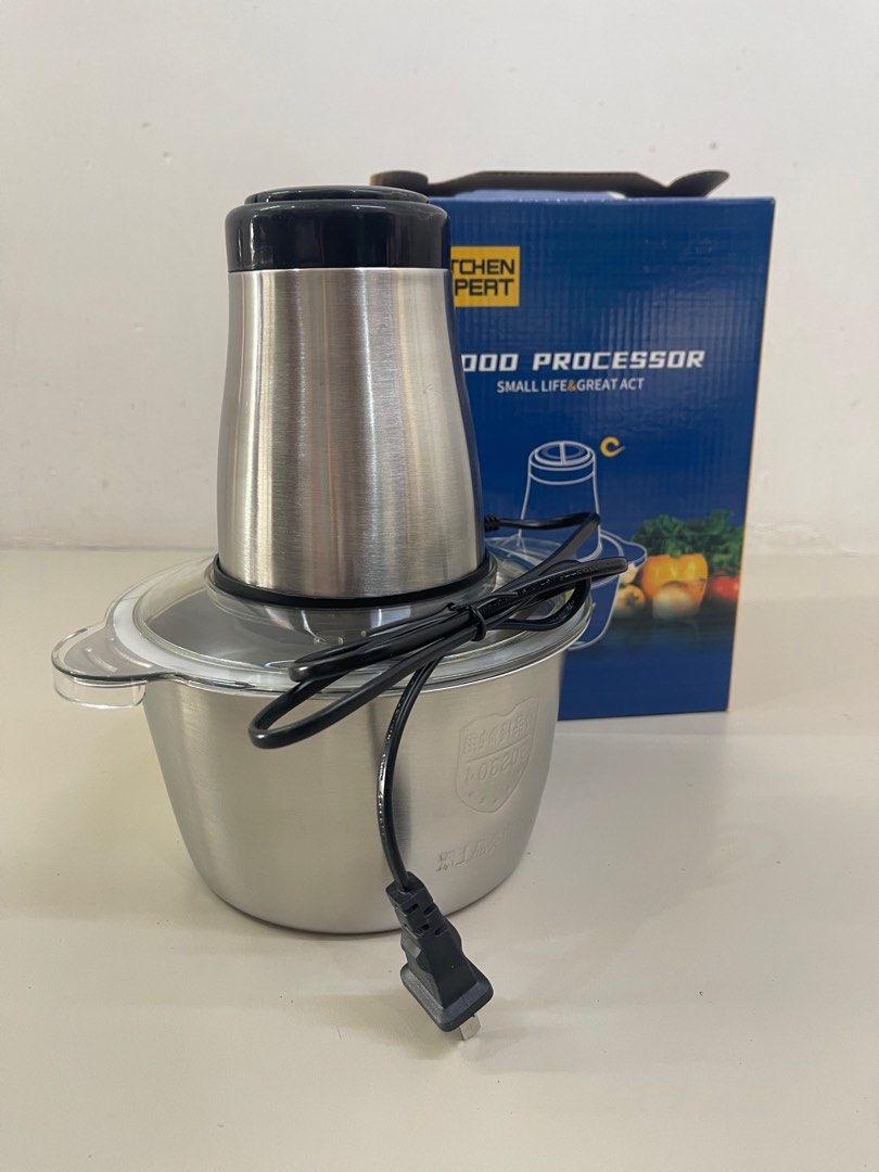 2L Electric Meat Vegetable Grinder Food processor (Category: Juicers, Blenders & Grinders) located in Paranaque City. Submitted by abiecayetano (Listing ID 1321358001, Image 1). Description: 50 sets available Brand new with box Lalamove or grab only .