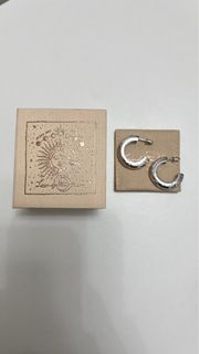 （分類：）位於 。 由 gdstuffhere 提交（商品編號 1321426541，圖片 1）。簡介： 。