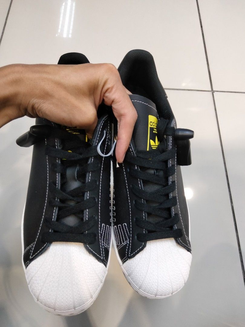 adidas gazelle silver green womens Adidas Originals SUPERSTAR DOG Atmos Shibuya Hachiko Mens 9.5 Shoes Sn –  redrum comics main image 1