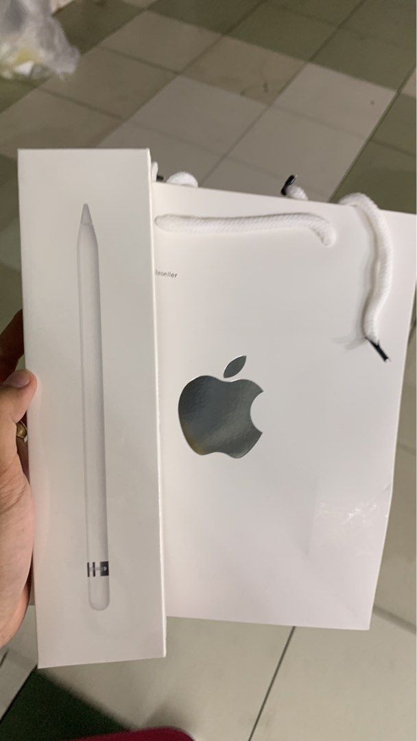 Apple pencil ( 1st generation) (Category: Looking For) located in Manila. Submitted by laleeyah (Listing ID 1321474850, Image 1). Description: YOU CAN USE APPLE PENCIL 1st GEN WITH THESE iPad models : iPad mini (5th generation) iPad (6th, 7th, 8th and 9th generation) iPad (10th generation) *USB-C pencil iPad Air (3rd generation) iPad Pro 12.9-inch (3rd and 4th generation) iPad Pro 10.5-inch. (USB-C pencil) .