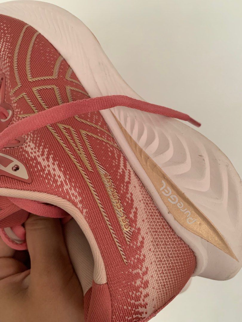 Asics Gel Cumulus 25 (Category: Sneakers) located in Singapore. Submitted by runnersdepot (Listing ID 1321322600, Image 2). Description: Asics women’s running shoe. Worn but bought the wrong size so did not wear often. Offloading to make space for another pair. .