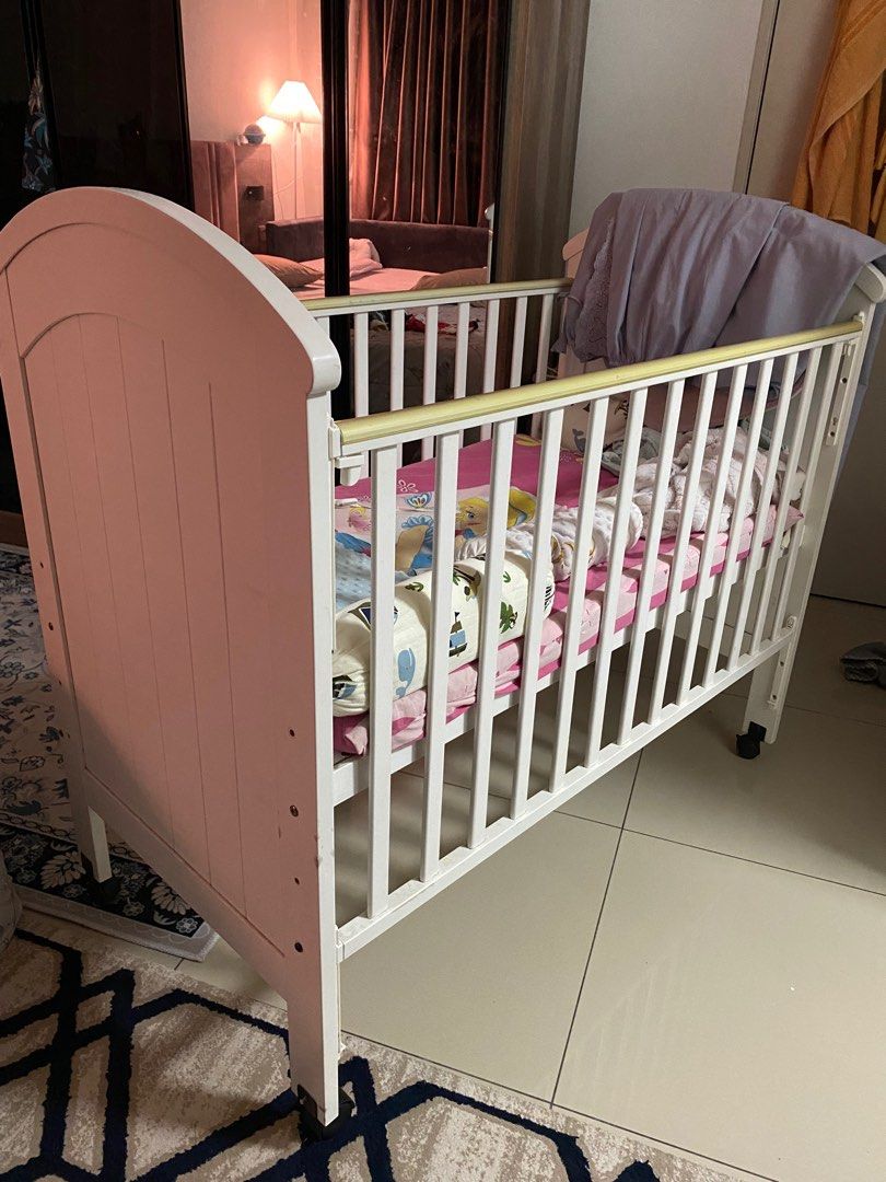 BABY COT CRIB BED WOODEN WHITE ADJUSTABLE, Babies & Kids, Baby Nursery ...
