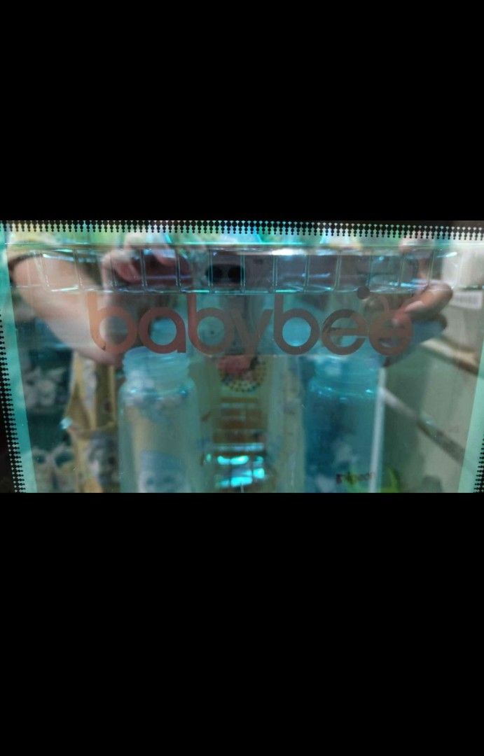 Babybee Sterilizer (Category: Other Baby Bathing & Changing Needs) located in Las Pinas. Submitted by declutterqueeeeen (Listing ID 1321367945, Image 2). Description: Working UV light with minimal rust lose thread power cord.