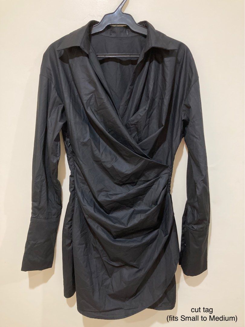 Black Longsleeves Collared Formal Dress (Category: Dresses) located in Paranaque City. Submitted by expectmore.payless (Listing ID 1321371868, Image 2). Description: GANDA NITOOOOOOO! cut tag fits to small size or xs May zipper sa side size in flat lay bust: 18 inches waist: 13.5 inches hips: 16.6 inches length: 31 inches.