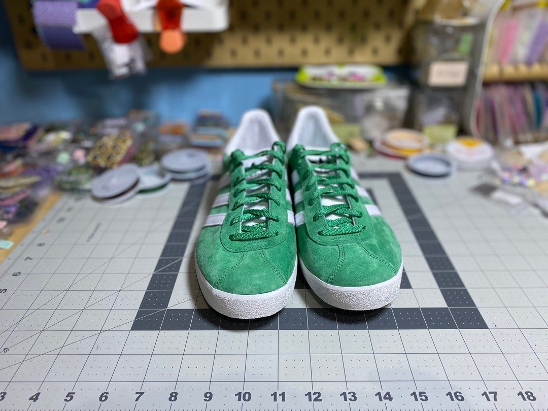 adidas gazelle silver green womens adidas W Gazelle Indoor 'Green Glow Pink' 7.5