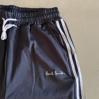 (Kategori: ) berada di . Dikirim oleh AnteMeridiem (ID iklan 1321371855, Gambar 1). Deskripsi: .