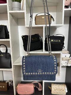 (Category: ) located in . Submitted by haidyn.boutique (Listing ID 1321466548, Image 1). Description: .