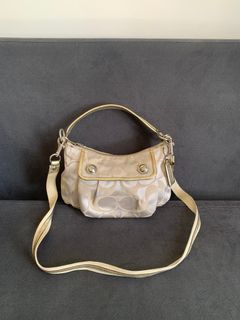 (Kategori: ) berada di . Dikirim oleh Yourfavpreloved (ID iklan 1321391425, Gambar 1). Deskripsi: .