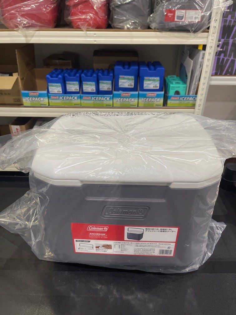 Coleman Cooler Box 16QT 15L Grey, Sports Equipment, Hiking & Camping on