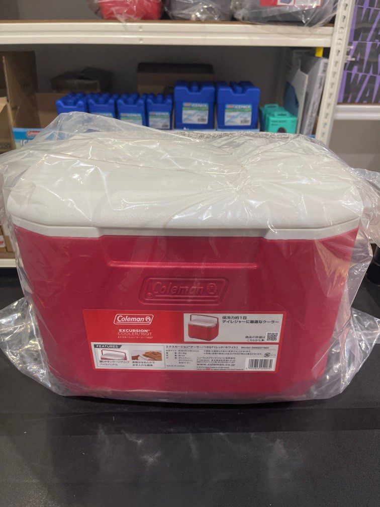 Coleman Cooler Box 16QT 15L Red, Sports Equipment, Hiking & Camping on