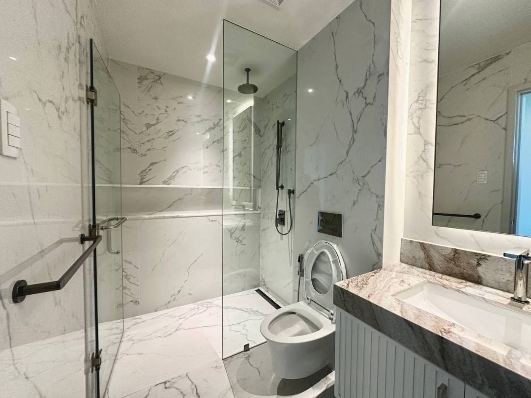 Fast Selling! Balmori Suites by Rockwell in Makati directly connected ...