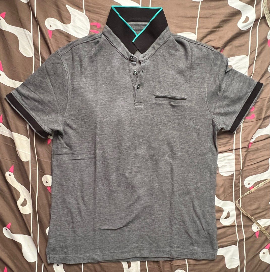 G2000 Polo shirt grey (Category: Tshirts & Polo Shirts ) located in Cavite. Submitted by yong_mountaineering (Listing ID 1321323711, Image 1). Description: All items are personal items and are legit/ authentic. Please check photos for dimensions..