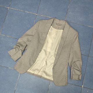 (Category: ) located in . Submitted by mellyhakem (Listing ID 1321402570, Image 1). Description: .