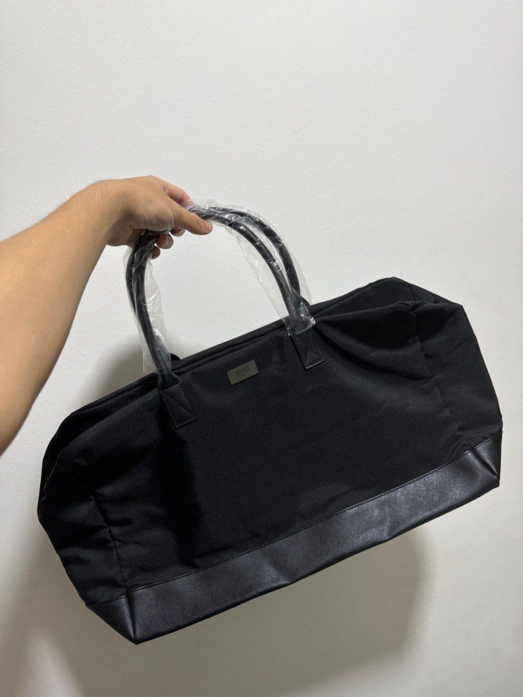 Gwp boss weekend bag deals