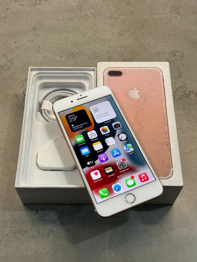 Iphone plus 128gb ibox rose gold fullset, Telepon Seluler