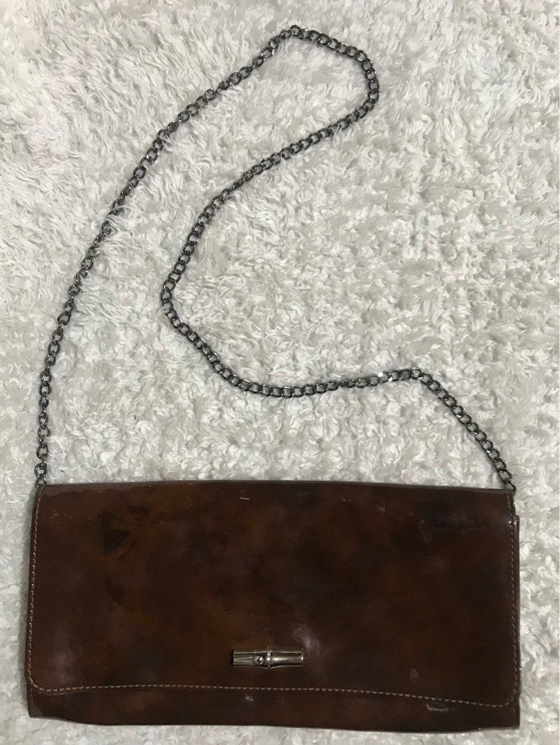Longchamp Crossbody Party Bag (Category: Luxury Bags & Wallets) located in Panabo. Submitted by Djars_Finds (Listing ID 1321446088, Image 2). Description: Longchamp Cross body Party Bag -Used item and in good condition -with minor signa of usage -authentic -what you see is what you get -japan surplus hits -shipping fee at buyers expenses.