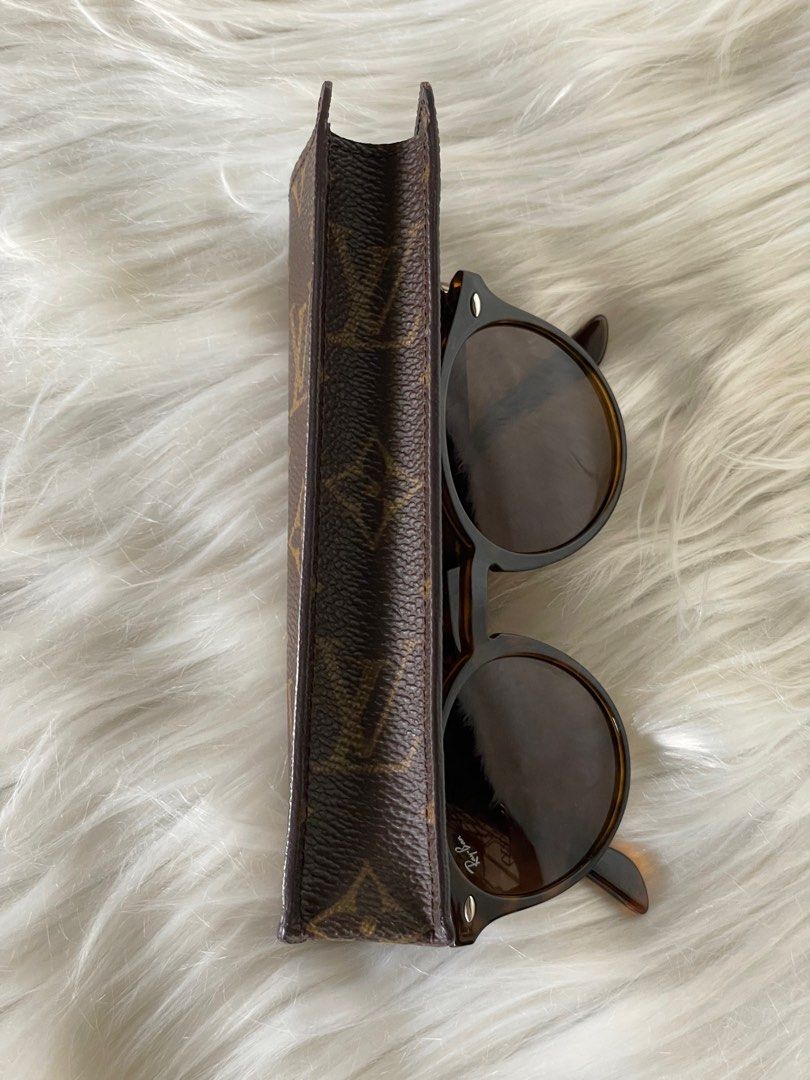 Louis Vuitton Sunglasses Pouch (Category: Luxury Bags & Wallets) located in Mandaue City. Submitted by jane2872 (Listing ID 1321399606, Image 2). Description: Authentic No Dustbag No box.
