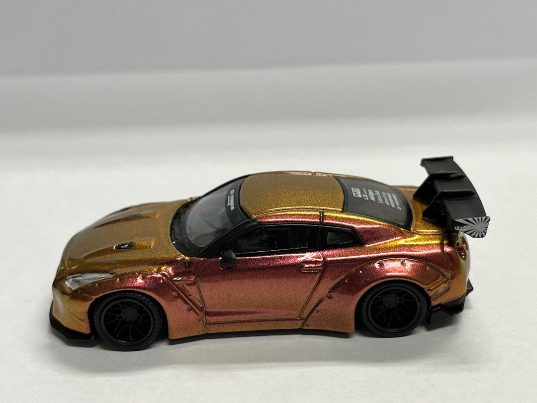 MINI GT NO 33 LB WORKS Nissan GT-R GTR R35 Magic Bronze MINIGT