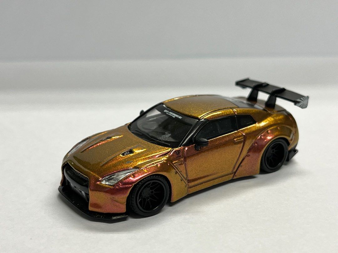 MINI GT NO 33 LB WORKS Nissan GT-R GTR R35 Magic Bronze MINIGT