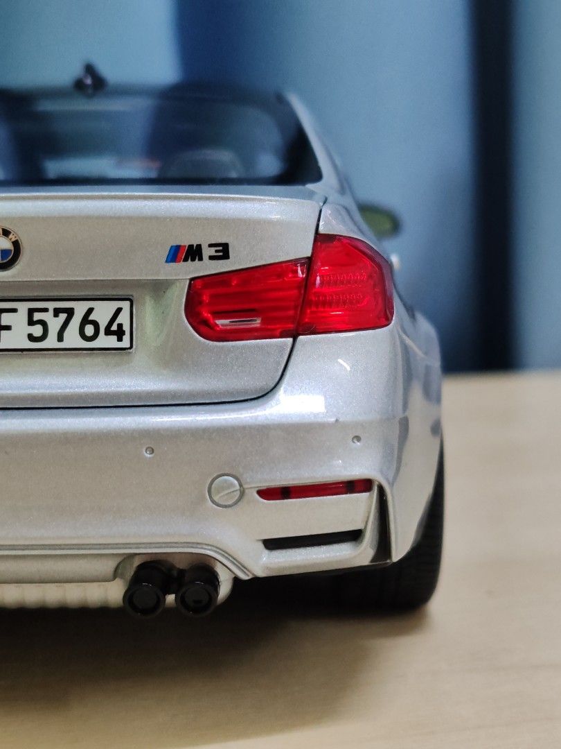 Norev BMW F80 M3 1/18 diecast, Hobbies & Toys, Collectibles ...